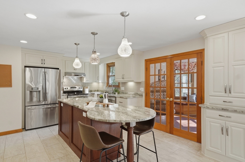 72 Crimson Road, Billerica, MA Photo #13