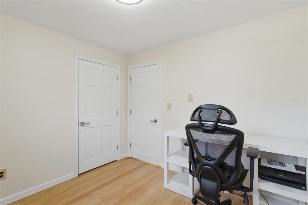72 Crimson Road, Billerica, MA Photo #24