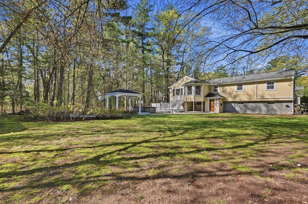 72 Crimson Road, Billerica, MA Photo #42