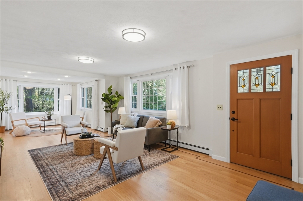 72 Crimson Road, Billerica, MA Photo #8