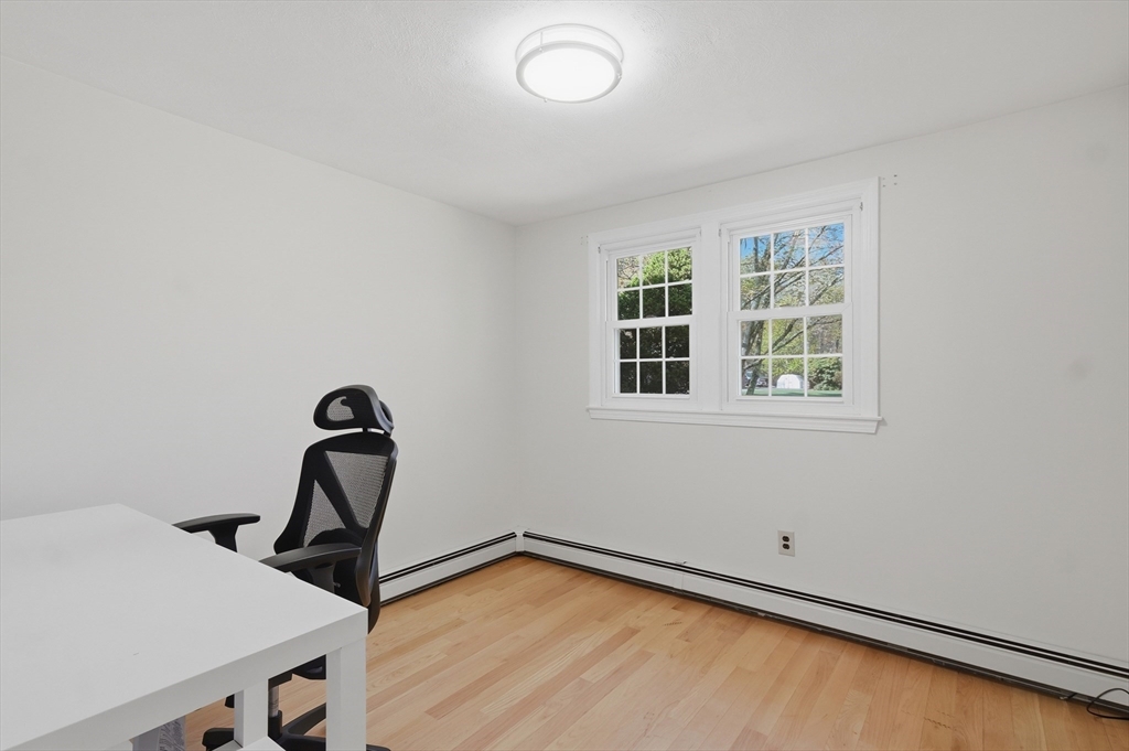 72 Crimson Road, Billerica, MA Photo #23