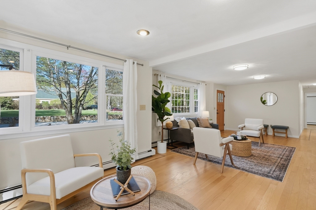72 Crimson Road, Billerica, MA Photo #10