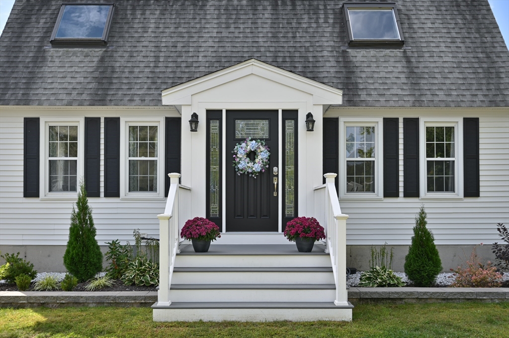 45 Lincolnshire Dr.