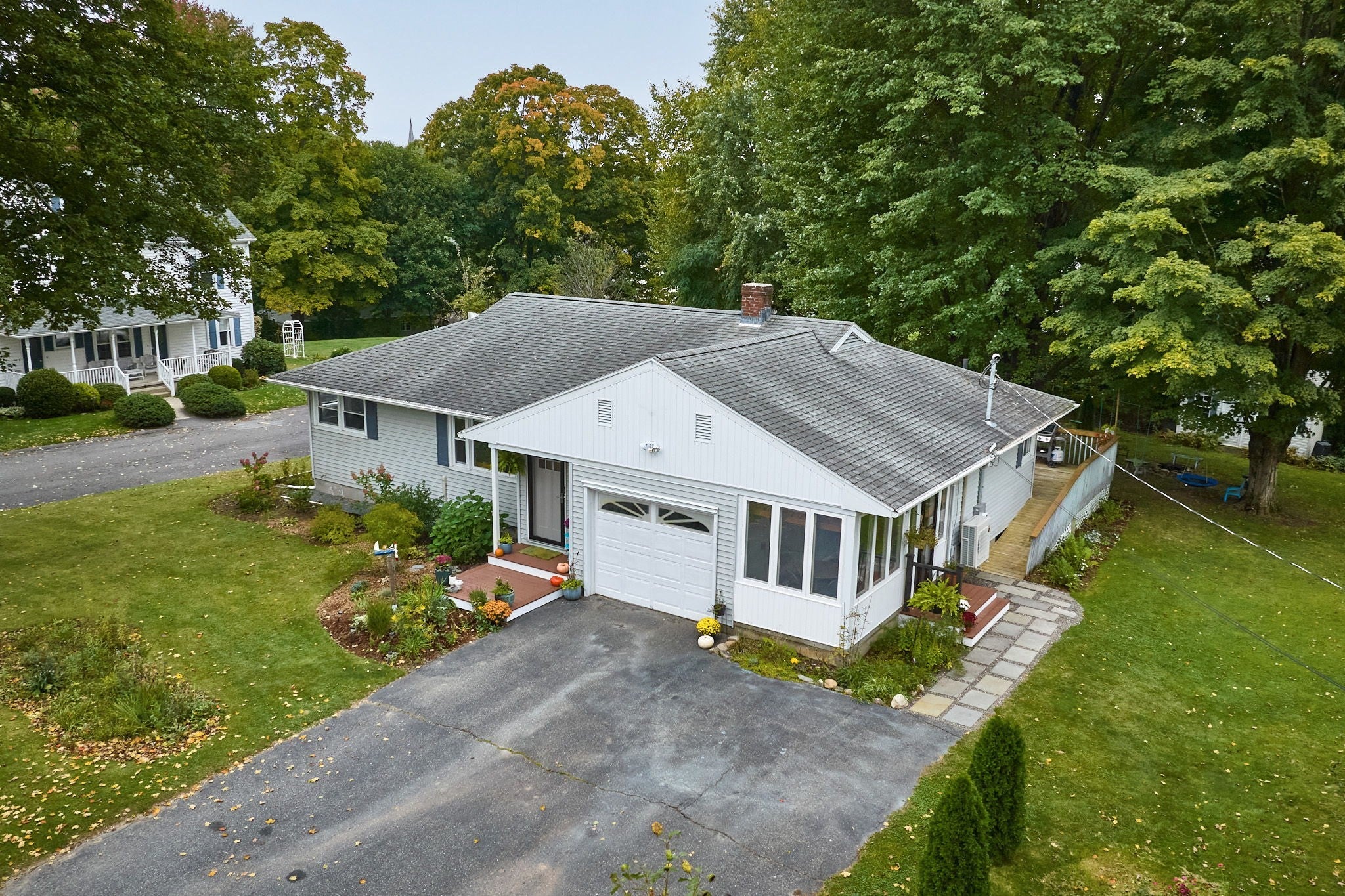 10 Alden St, Easthampton, MA, 10 Alden St, Easthampton, MA Photo #32