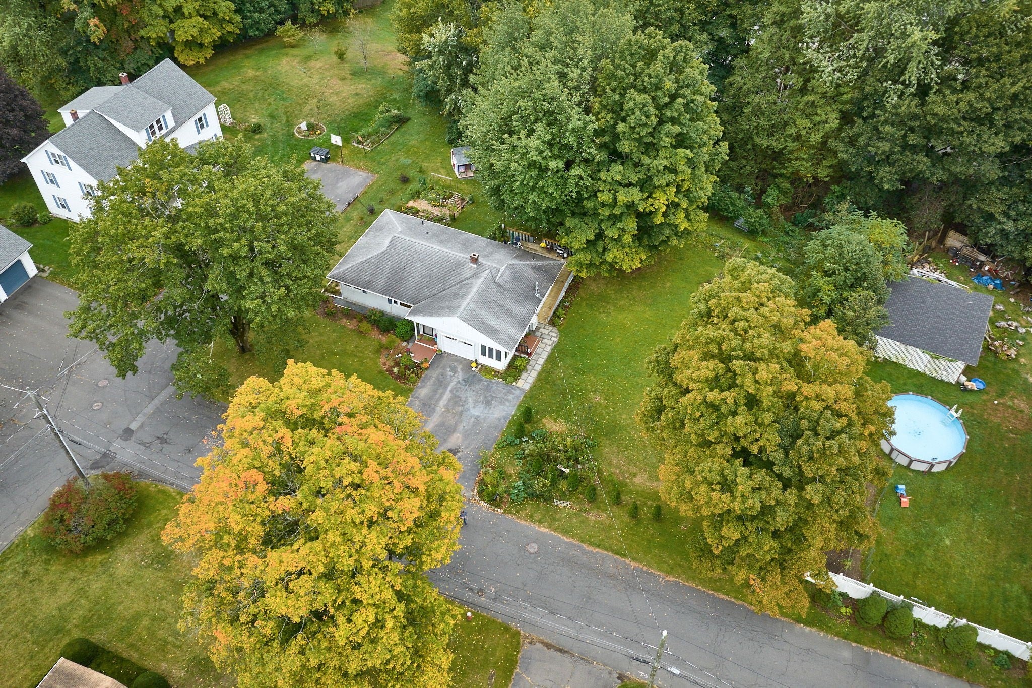 10 Alden St, Easthampton, MA, 10 Alden St, Easthampton, MA Photo #33