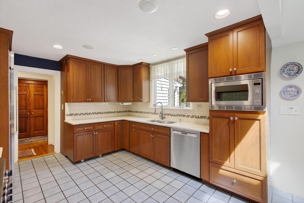 152 Beverly Rd, Brookline, MA, 152 Beverly Rd, Brookline, MA Photo #16