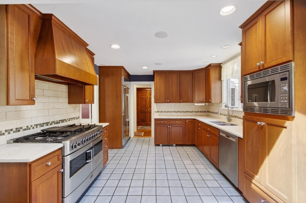 152 Beverly Rd, Brookline, MA, 152 Beverly Rd, Brookline, MA Photo #17
