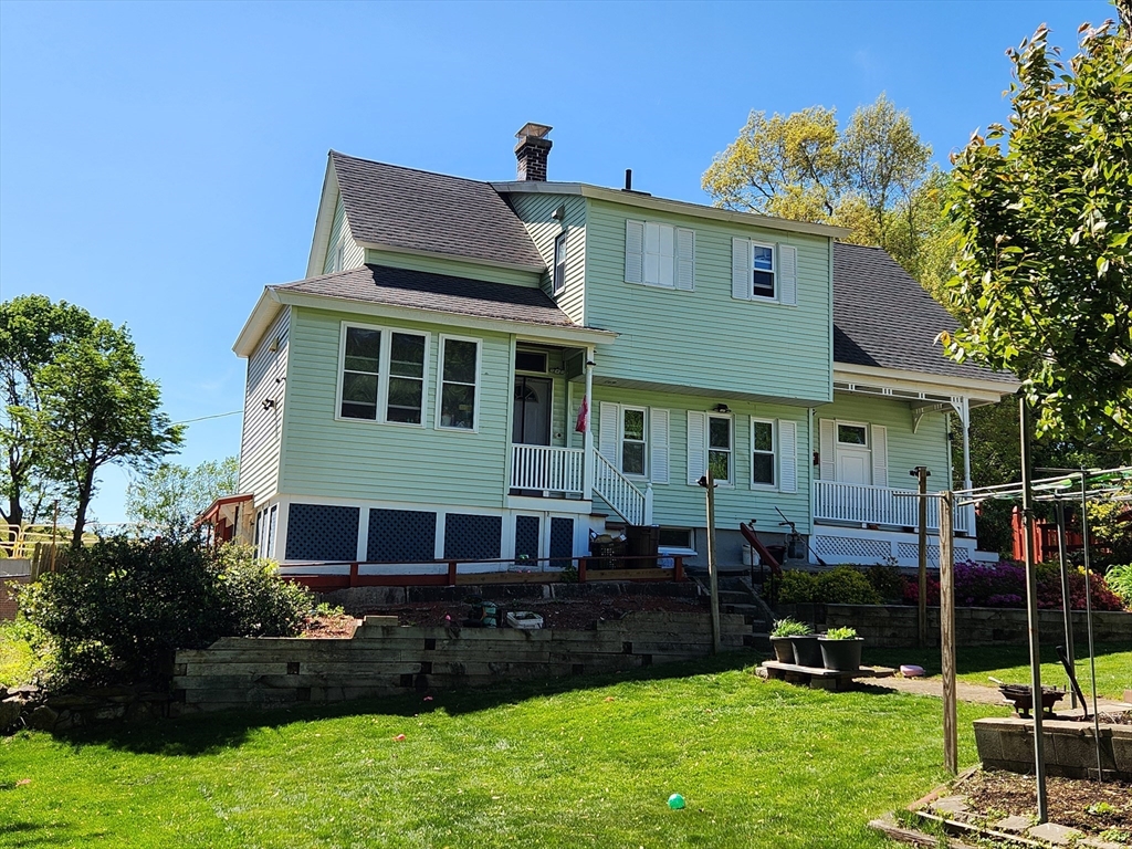 60 Circuit Ave S,