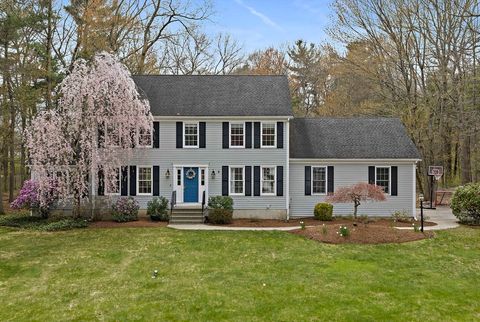 Photo of 4 Mockingbird Ln, Franklin, MA 02038 (MLS # 73507360)