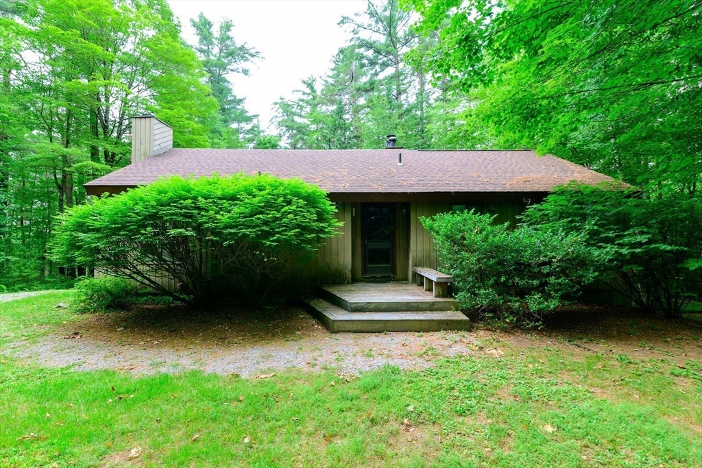 303 Lakeshore
