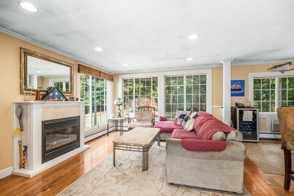 359 Linebrook Rd, Ipswich, MA Photo #7
