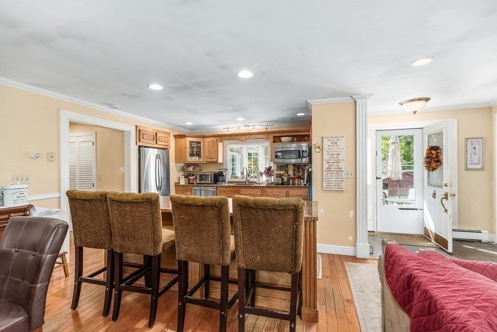 359 Linebrook Rd, Ipswich, MA Photo #11