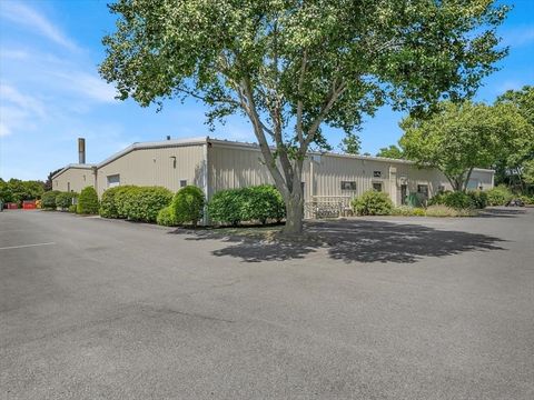 10 Rainbow Terrace B Danvers MA 01923