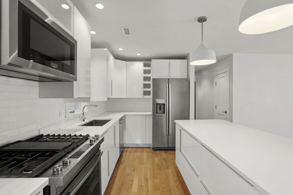 14 Hardwick St #1, Cambridge, MA, 14 Hardwick St #1, Cambridge, MA Photo #7
