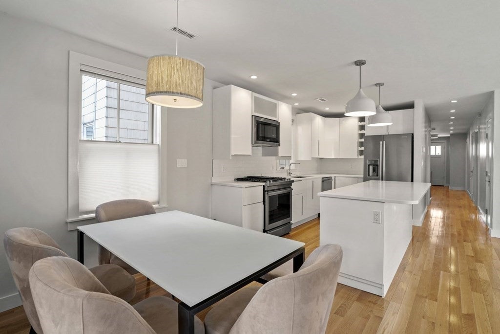 14 Hardwick St #1, Cambridge, MA, 14 Hardwick St #1, Cambridge, MA Photo #9