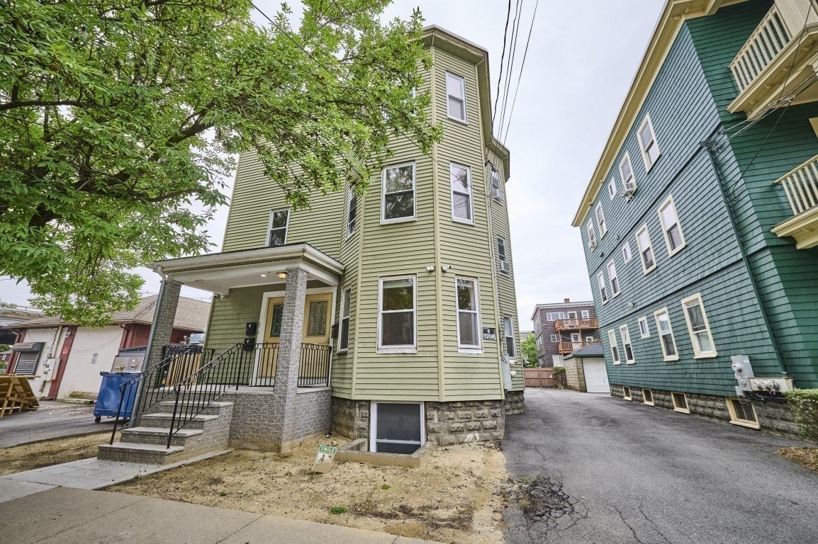 103 Grant St #1, Somerville, MA, 103 Grant St #1, Somerville, MA Photo #1