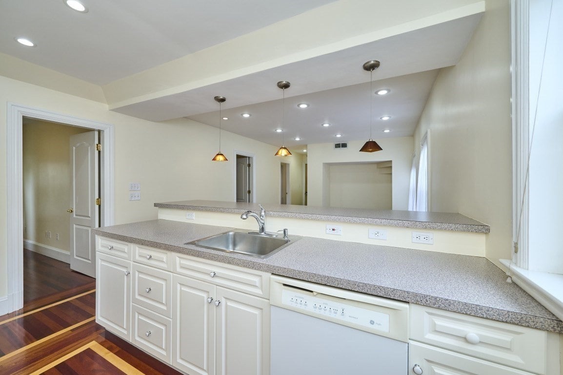 103 Grant St #1, Somerville, MA, 103 Grant St #1, Somerville, MA Photo #6