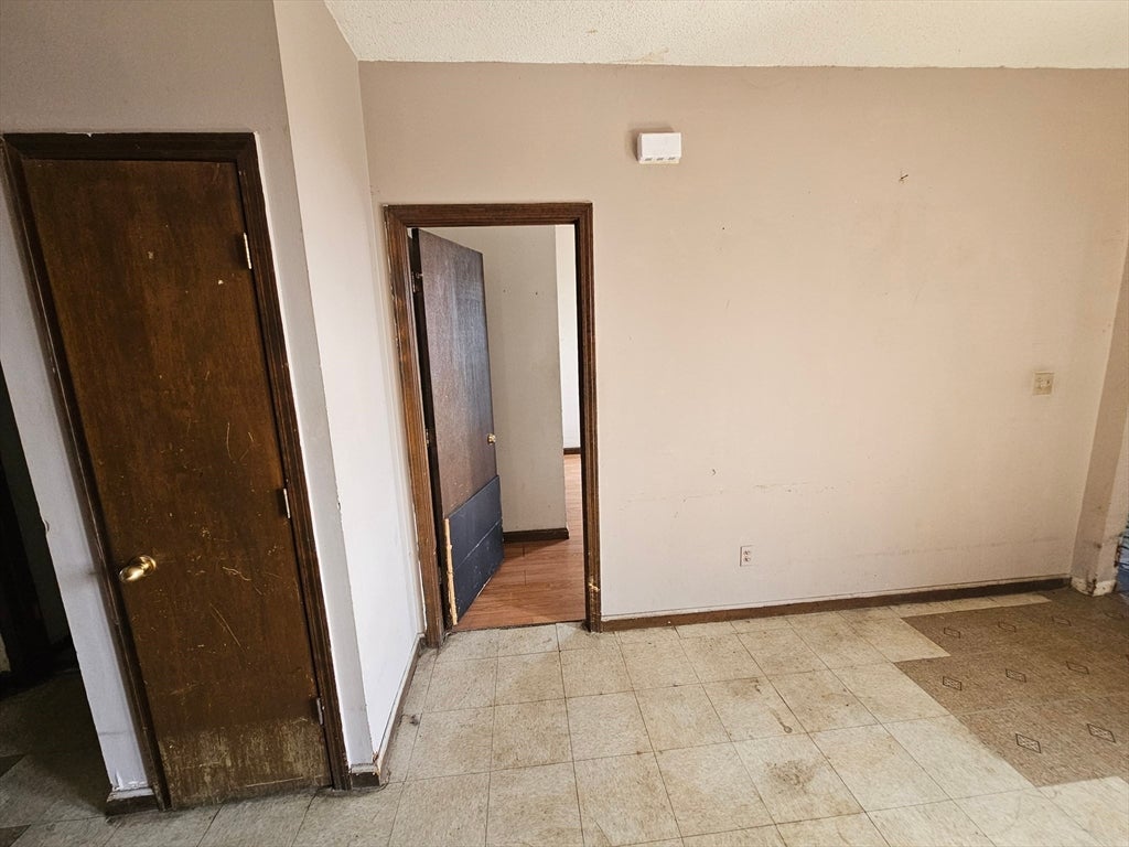 344 Maple St #344, Holyoke, MA, 344 Maple St #344, Holyoke, MA Photo #12