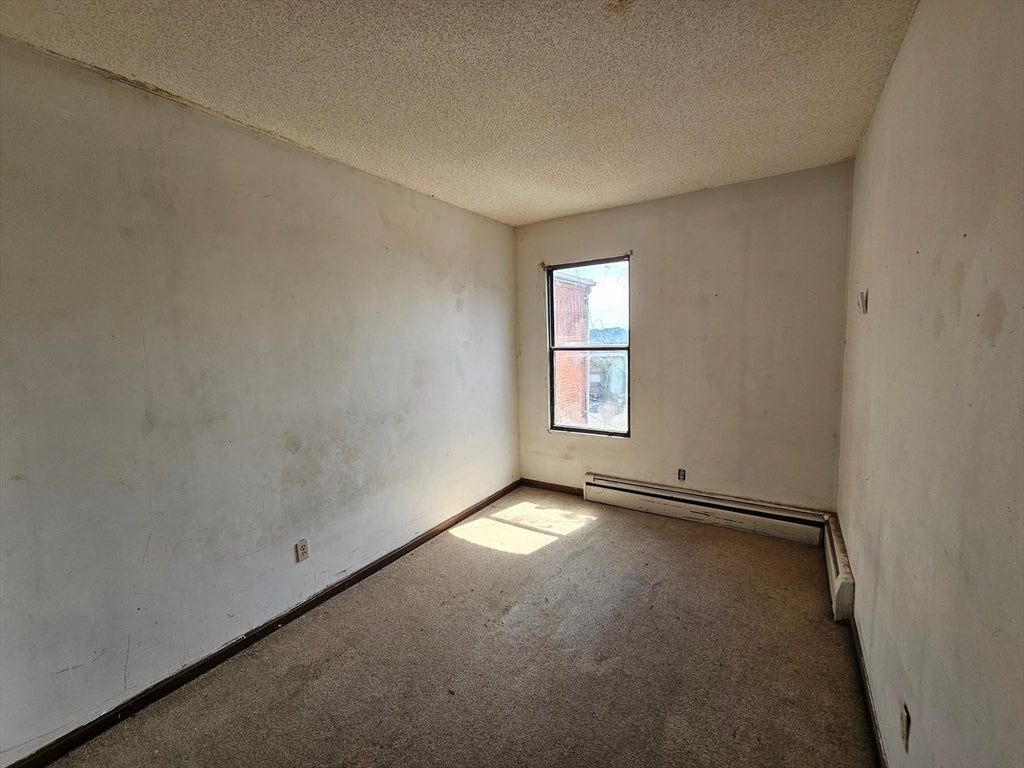 344 Maple St #344, Holyoke, MA, 344 Maple St #344, Holyoke, MA Photo #6
