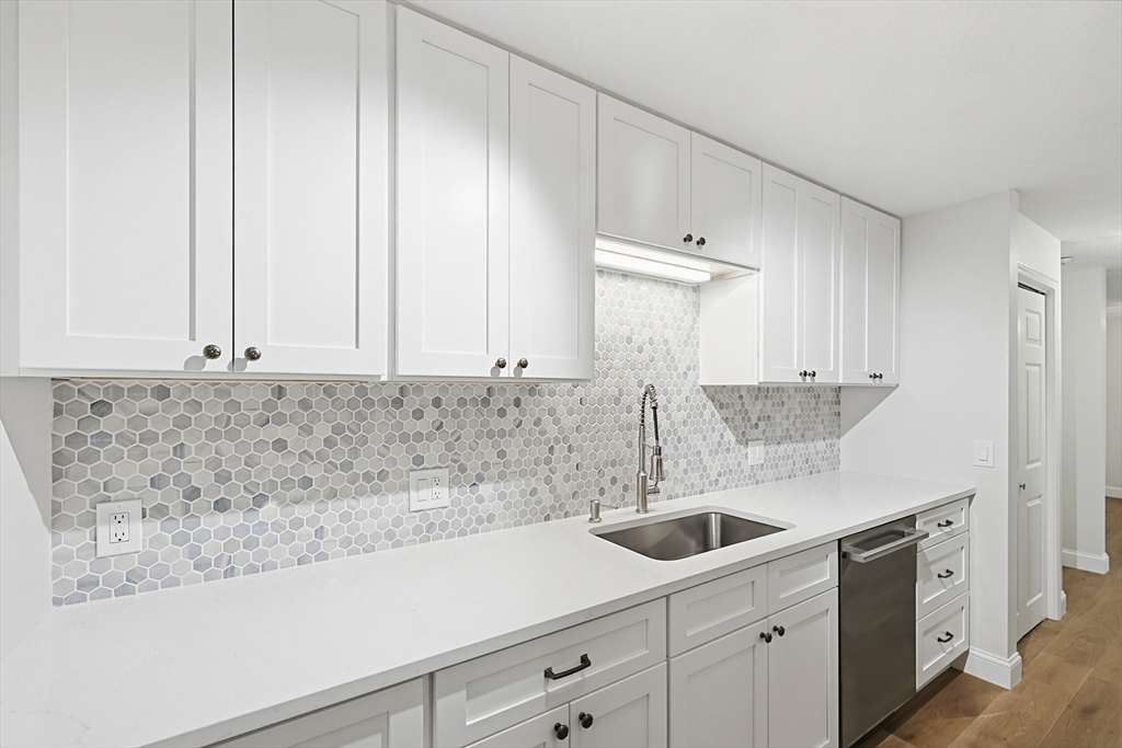 83 Highview Drive 83