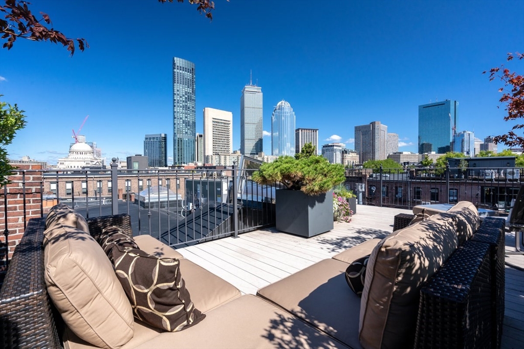 7 Wellington St 2