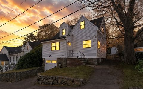 38 Great Woods Ter Lynn MA 01904