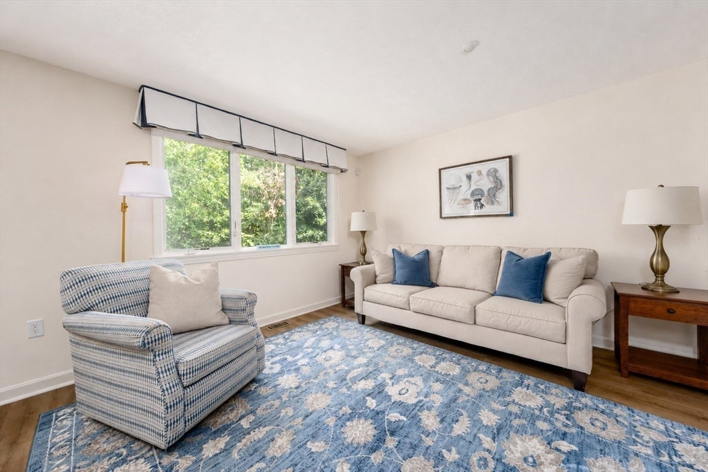 4 Portside Dr 158