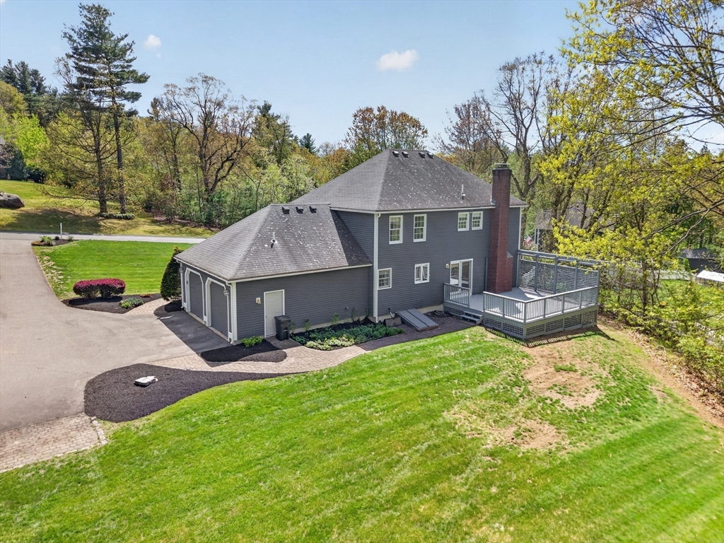 8 Ridgewood Road