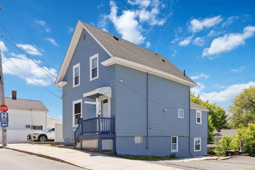 78 Woodlawn St.