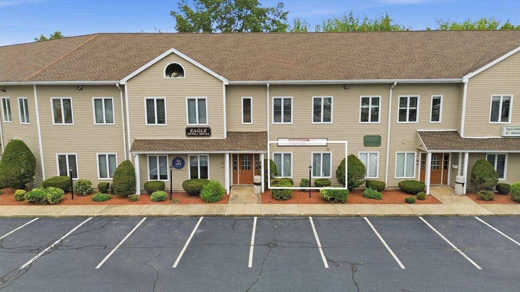 2500 Main St 108