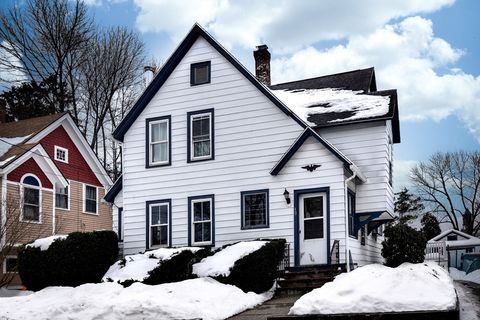 30 Franklin St Marlborough MA 01701