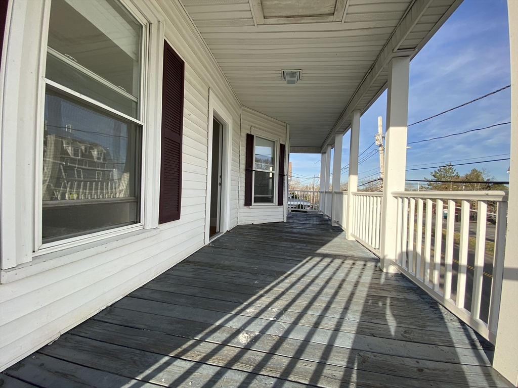 63 Holten St 3