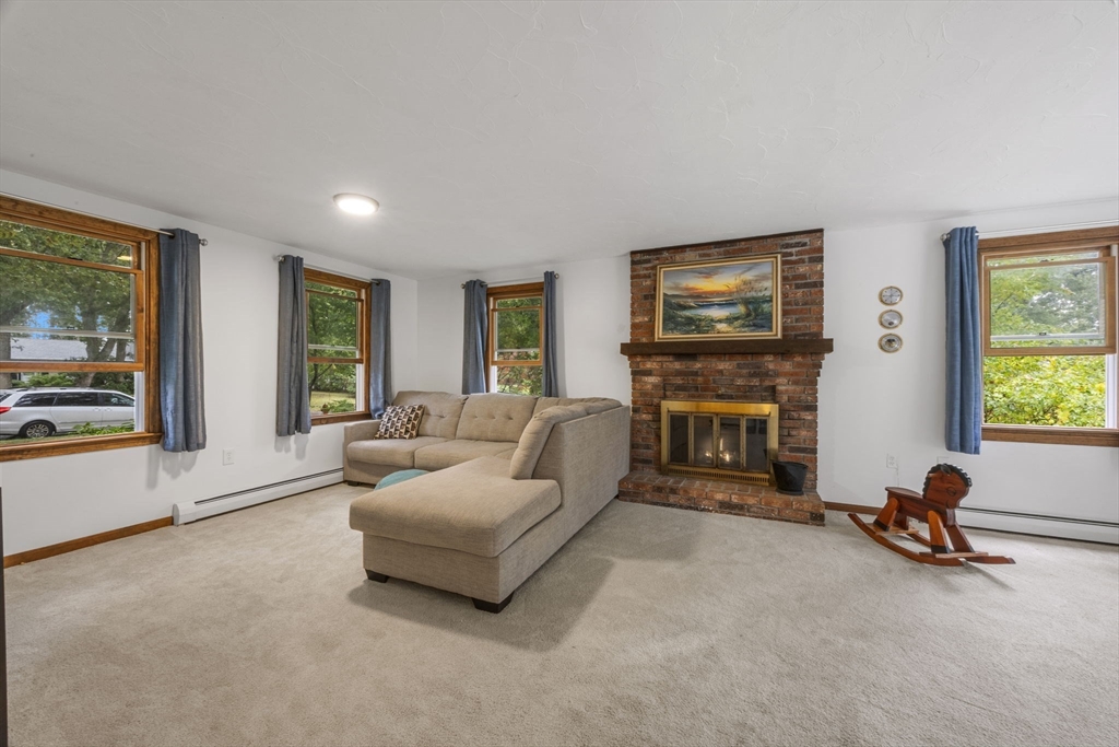 52 Windsor Rd