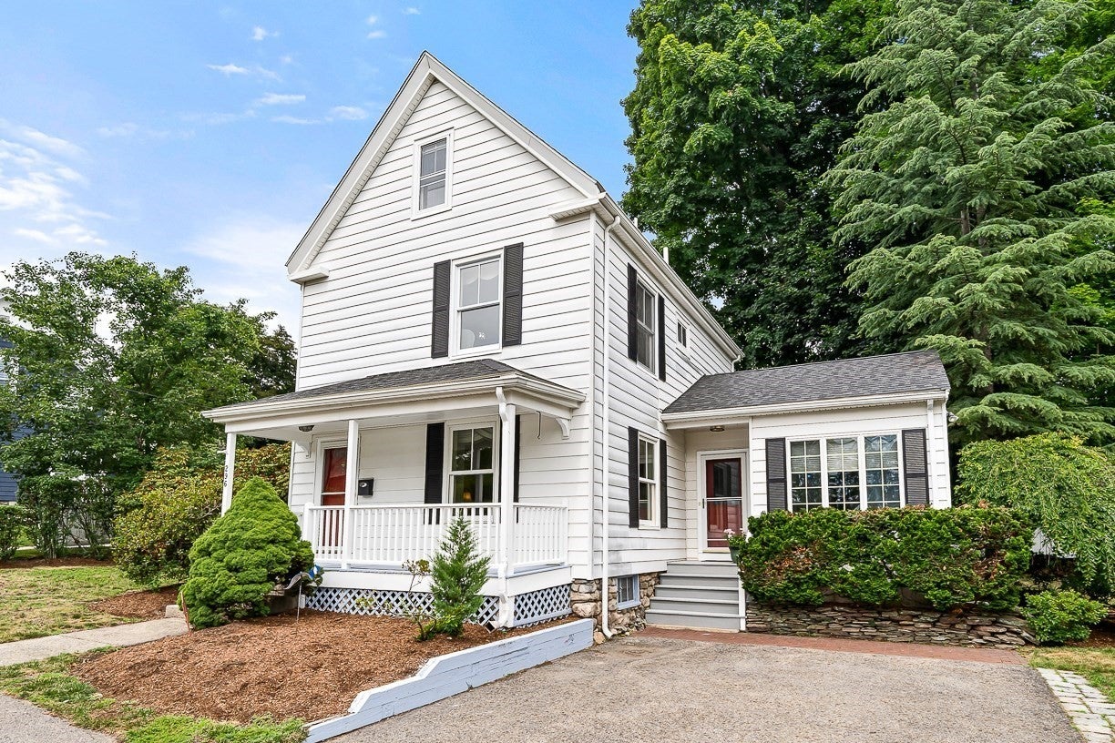296 Linden St.