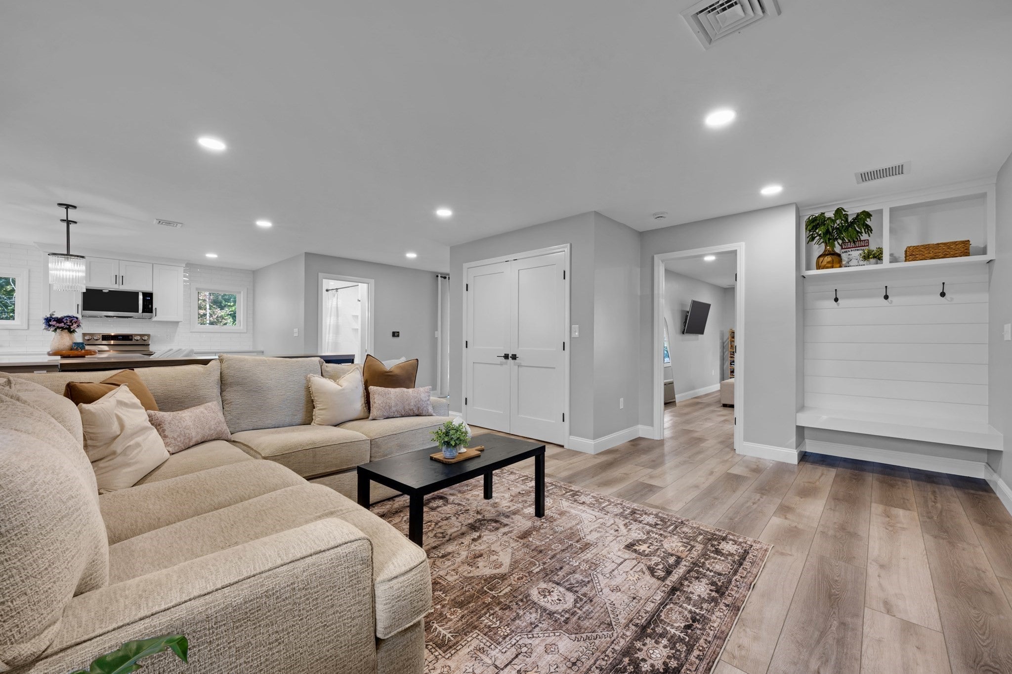312 Pleasant St, Leicester, MA, 312 Pleasant St, Leicester, MA Photo #11