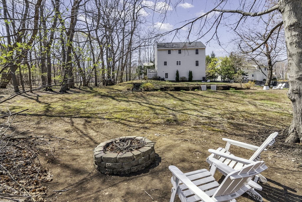7 Bowdoin Dr