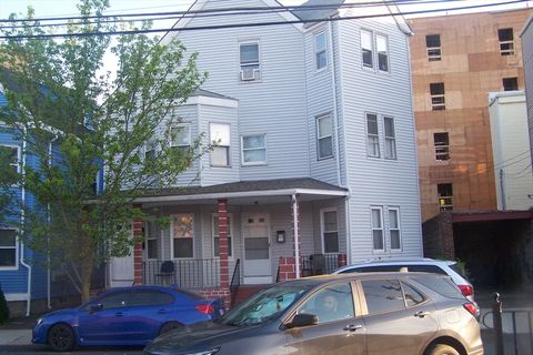 7-9 Gladstone Street Everett MA 02149