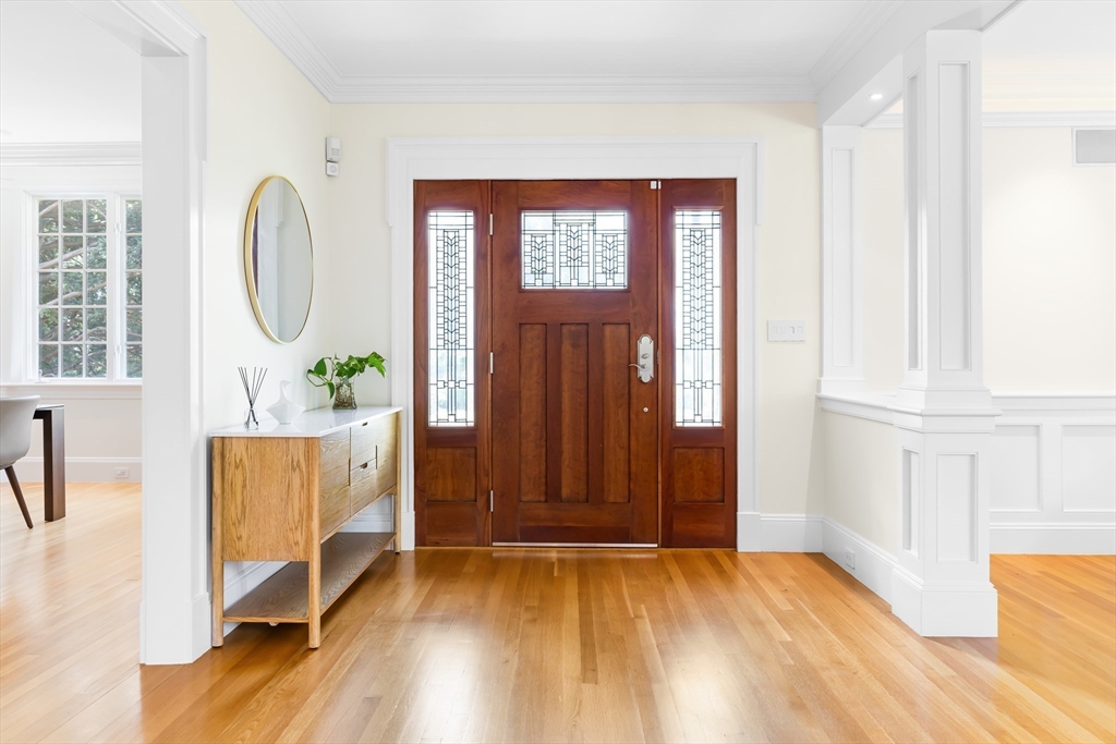 Newton, Massachusetts 02458, United States, 5 Bedrooms Bedrooms, ,6 BathroomsBathrooms,Residential,Active,167003