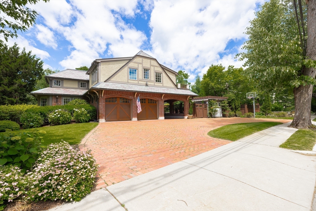 Newton, Massachusetts 02458, United States, 5 Bedrooms Bedrooms, ,6 BathroomsBathrooms,Residential,Active,167003