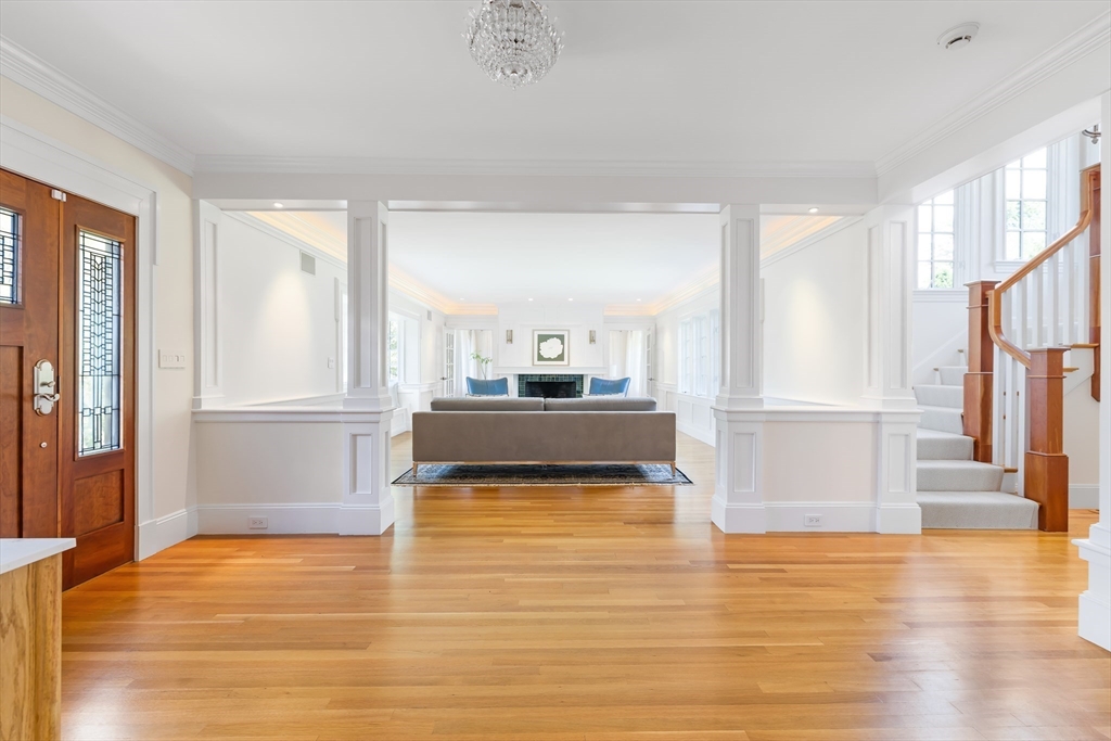 Newton, Massachusetts 02458, United States, 5 Bedrooms Bedrooms, ,6 BathroomsBathrooms,Residential,Active,167003