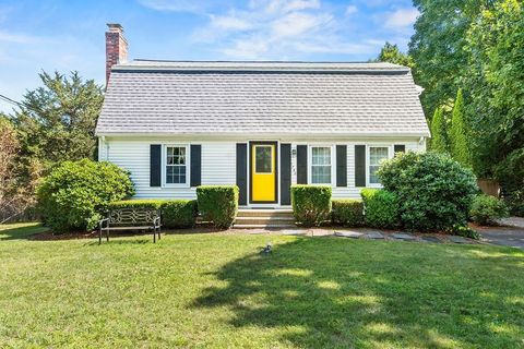 1730 West St Mansfield MA 02048