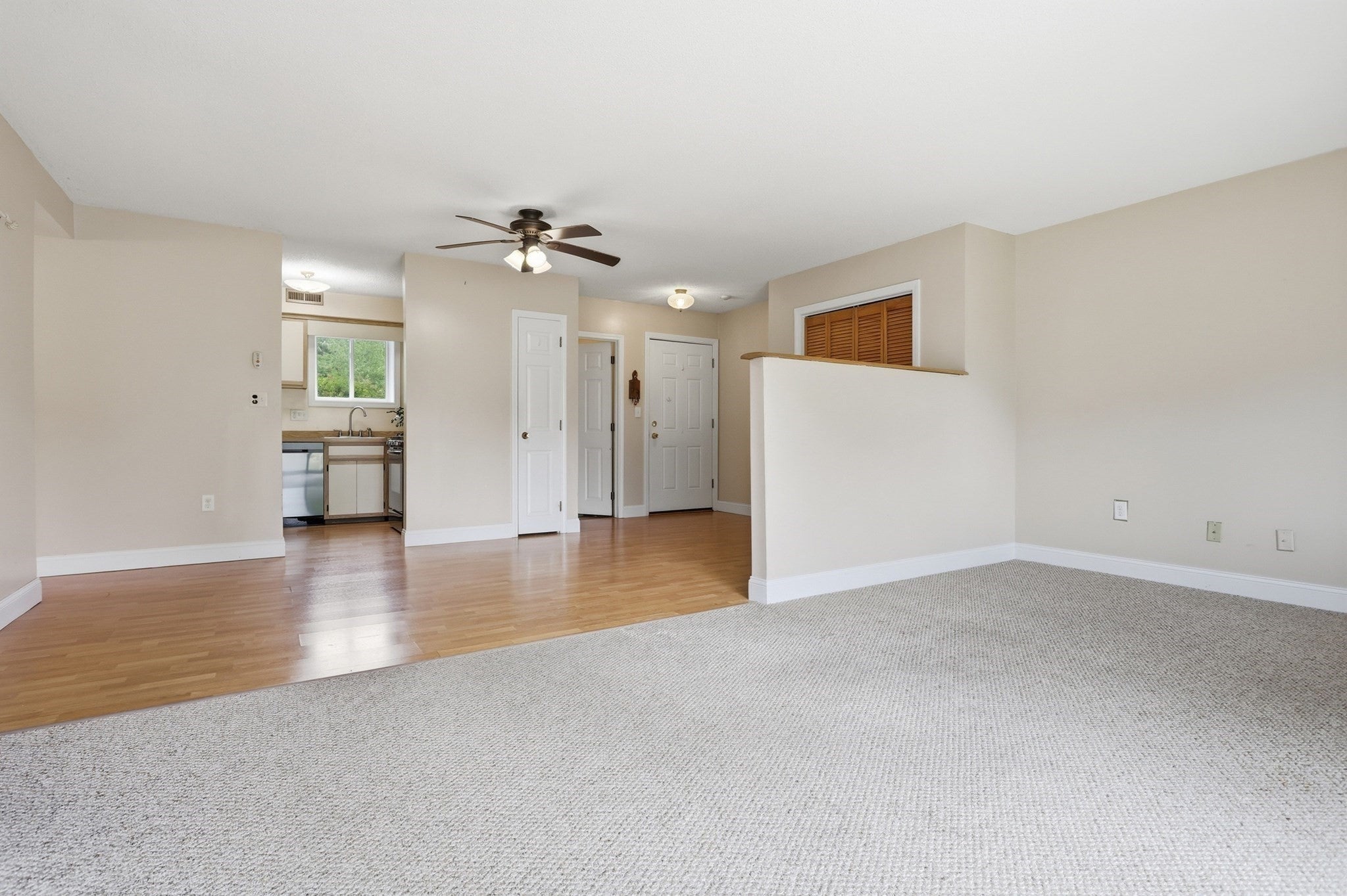 100 Merrimack Avenue #117, Dracut, MA, 100 Merrimack Avenue #117, Dracut, MA Photo #6