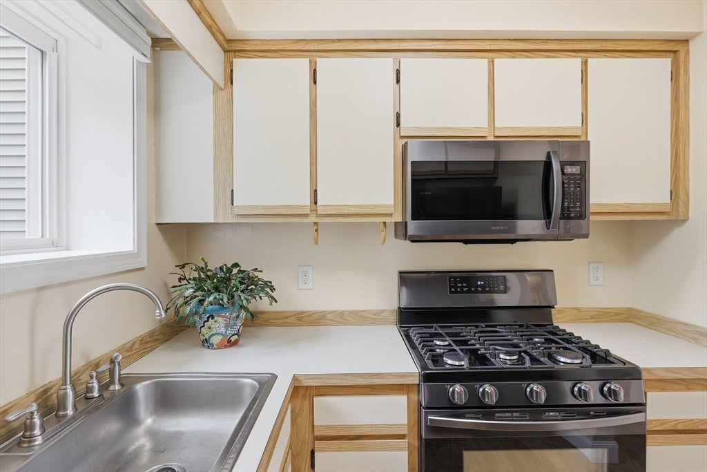 100 Merrimack Avenue #117, Dracut, MA, 100 Merrimack Avenue #117, Dracut, MA Photo #14
