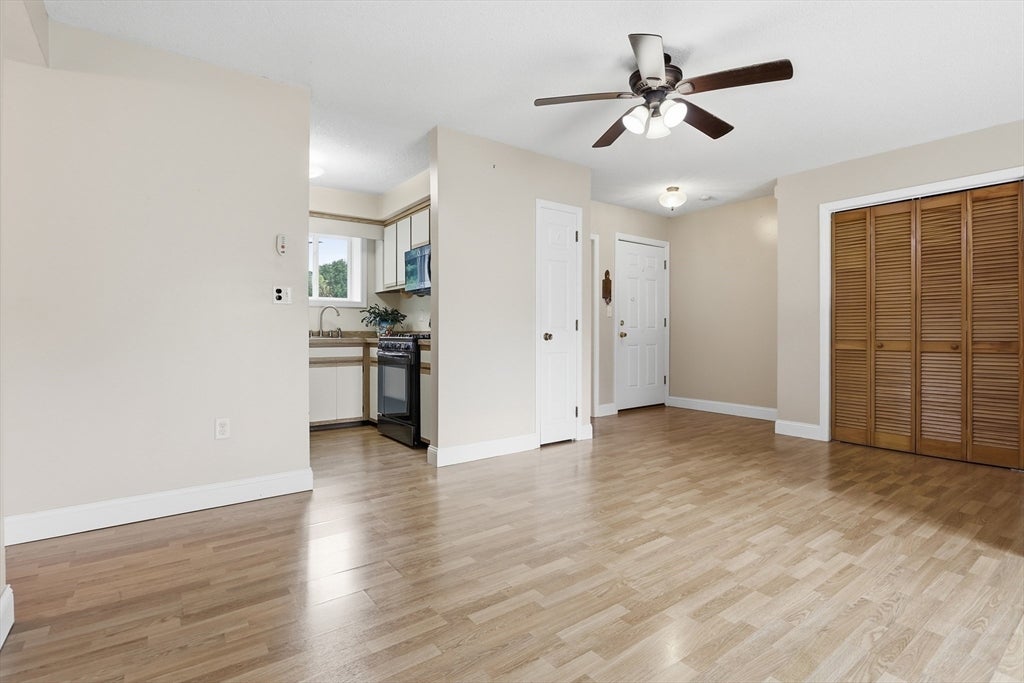 100 Merrimack Avenue #117, Dracut, MA, 100 Merrimack Avenue #117, Dracut, MA Photo #8