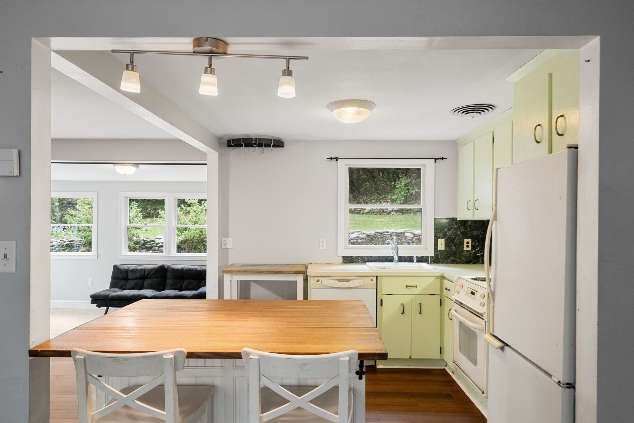 208 Mount Vernon Rd E RD, Weymouth, MA, 208 Mount Vernon Rd E RD, Weymouth, MA Photo #8