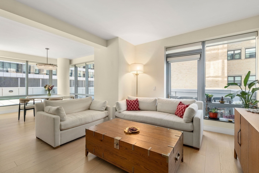 1 Avery Street 10B