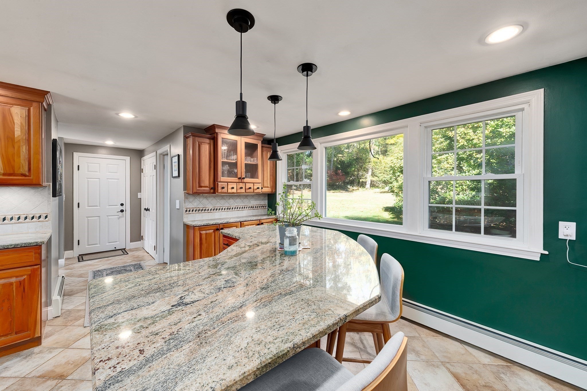 6 Trask Rd