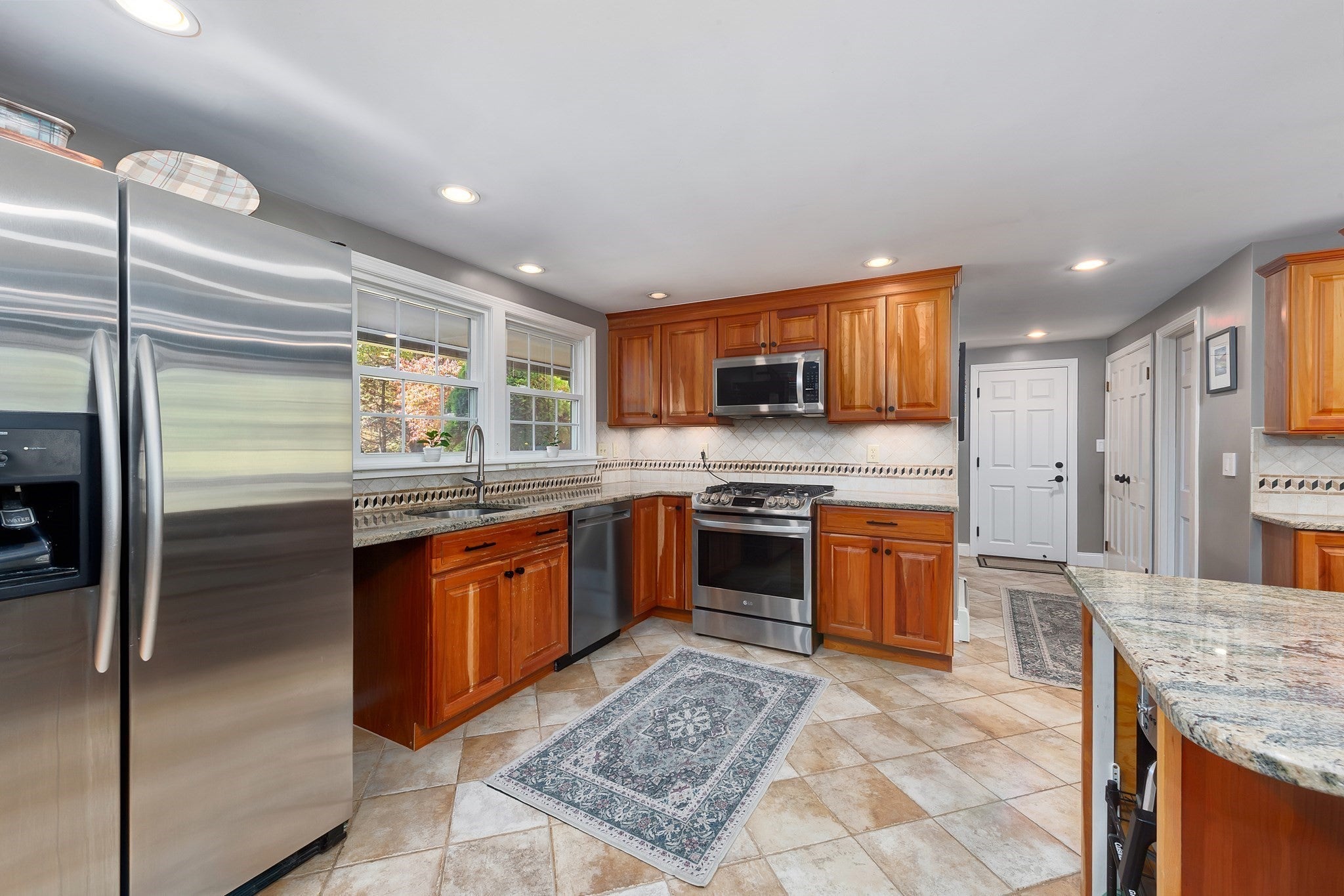 6 Trask Rd