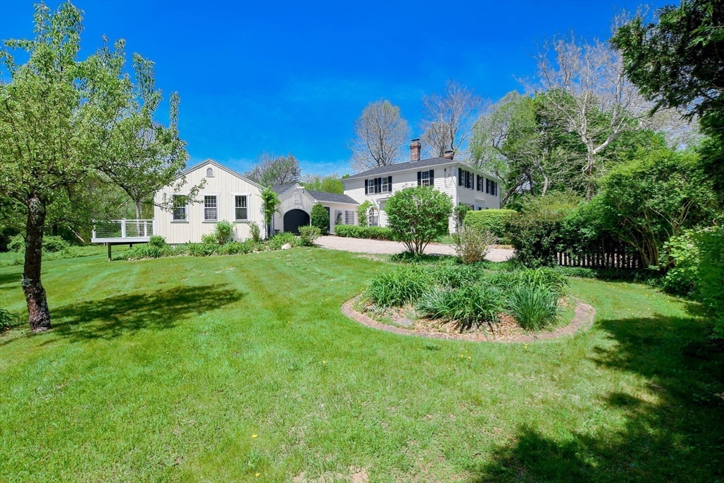 595 New Bedford Road