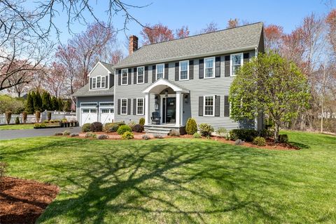11 Southwoods Cir Millis MA 02054